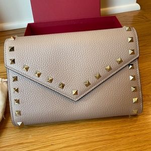 Rockstud V-Flap Calfskin Leather Wallet on a Chain